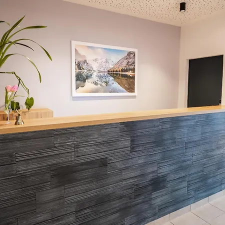 Wonderful Space For 4 People Apartment *
