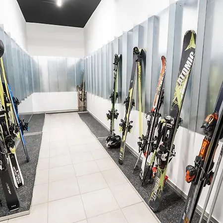 Apartman 50 M From Obingleitn Lift *